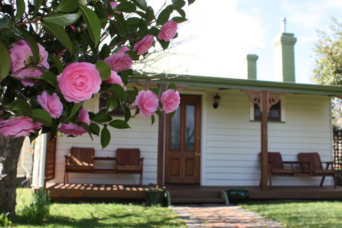 Westbury Gingerbread Cottages - Accommodation Gold Coast 0