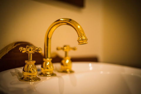 Whispering Pines Cottages - Gold Coast 4U 2