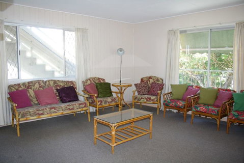 WHITE DOLPHIN, UNIT 5 - Accommodation Gold Coast 1
