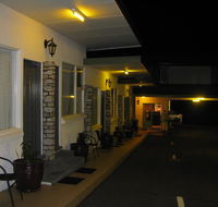 White Manor Motel - Accommodation Gold Coast