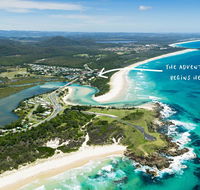 White Waves on the Beach - Gold Coast 4U