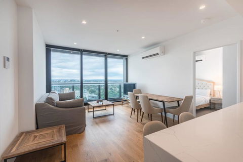 Whitehorse Tower 2 Bedroom 2 Bath - Gold Coast 4U 0