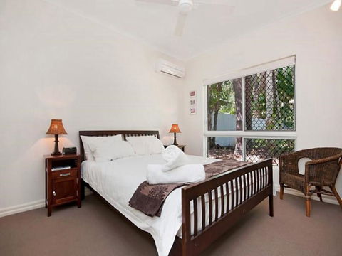 Whitehouse - Palm Cove - Accommodation Gold Coast 1