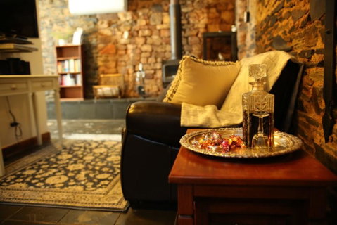 William Hunt's Retreat - Redwood Studio - Accommodation Gold Coast 1