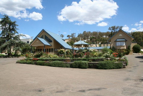 Willows Motel - Accommodation Gold Coast 1