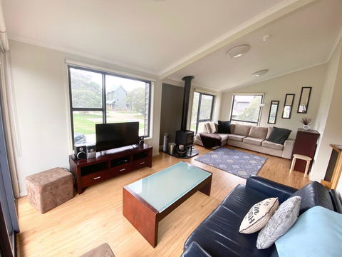 Winterfell - Accommodation Gold Coast 1
