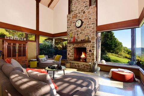 Womberroo - Kangaroo Valley - Gold Coast 4U 1