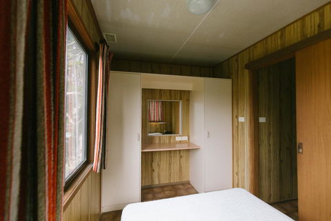 Wonboyn Cabins - Gold Coast 4U 2