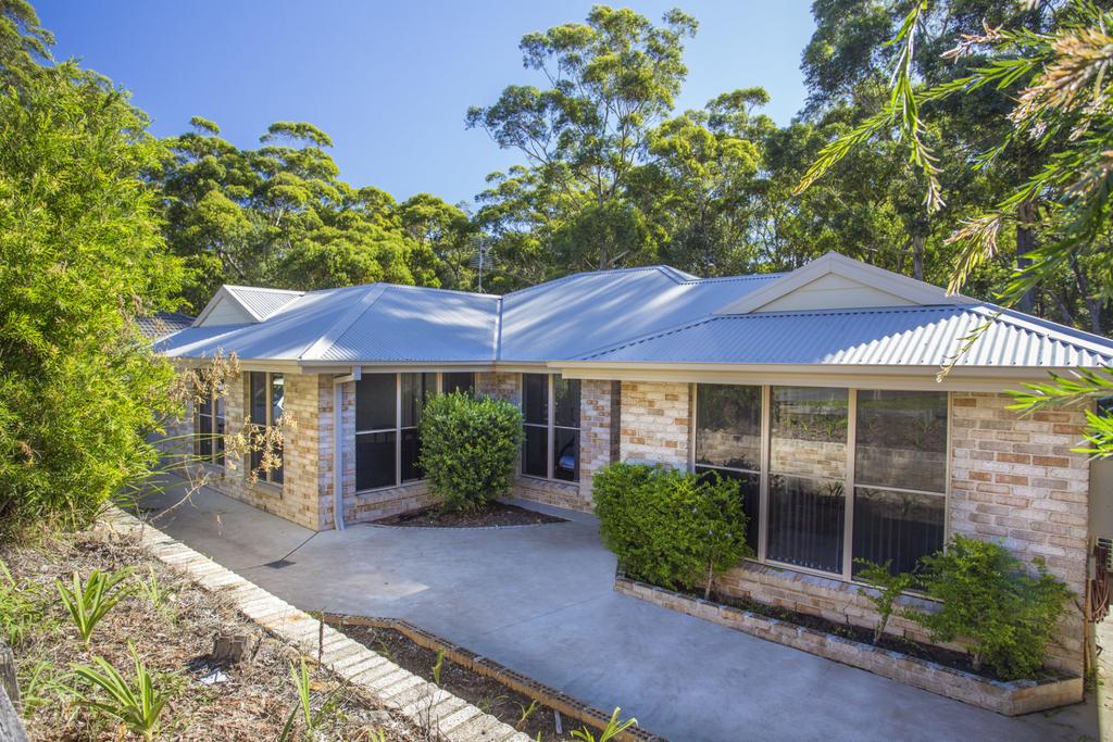 Berringer Lake NSW Accommodation Gold Coast