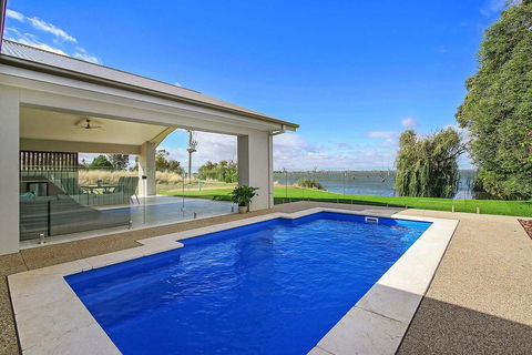 Woodbine Waters - Accommodation Gold Coast 1
