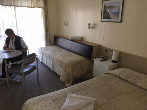 Woodmans Hill Motel - Accommodation Gold Coast 1