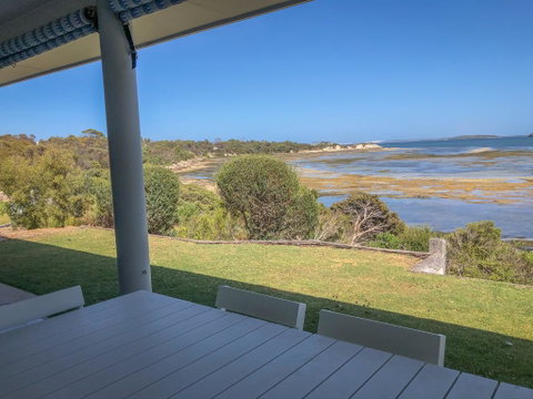 Wrightaway - Accommodation Gold Coast 0