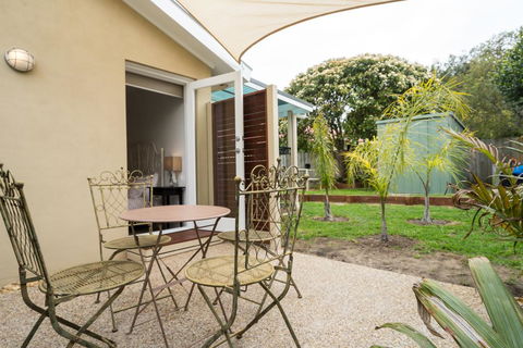 Xanadu Shores - Accommodation Gold Coast 2