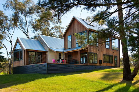 Yandoit Church - Accommodation Gold Coast 1
