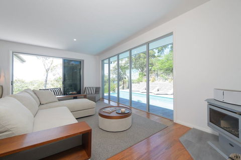 YARINGA - Retreat Style Accomodation With Swimming Pool - Accommodation Gold Coast 0