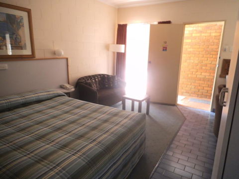 Yarragon Motel - Accommodation Gold Coast 2