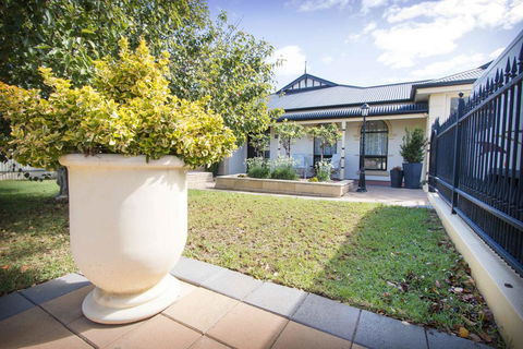 Yellow Rose Cottage - Gold Coast 4U 1