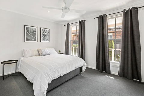 YIN-YANG - MOUNT ELIZA - Accommodation Gold Coast 1