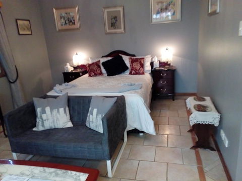 York's Lookout Lodge Bed And Breakfast - Accommodation Gold Coast 0