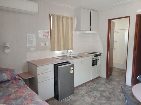 Young Caravan Park - Accommodation Gold Coast 2