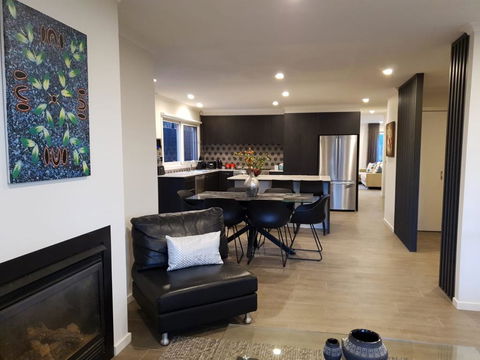 Your Home Away From Home - Accommodation Gold Coast 3