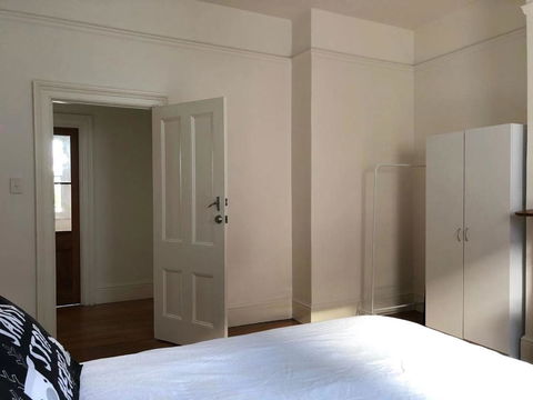 Your Home In Sandy Bay - Accommodation Gold Coast 3