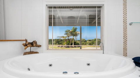 Your Luxury Escape - Byron Sunset Breeze - Gold Coast 4U 0