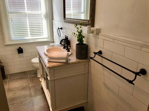 YSG The Edward Townhouse 153 - Walk To Town - Gold Coast 4U 3