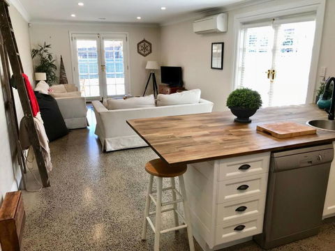 YSG The Edward Townhouse 153 - Walk To Town - Gold Coast 4U 0