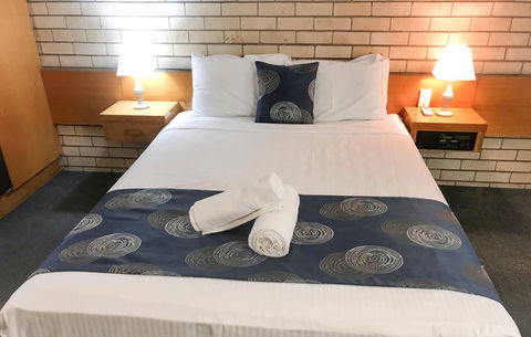 ZED MOTELS Tropical Gateway - Accommodation Gold Coast 2