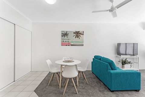 Zenith Unit 7 - Shoal Bay - Accommodation Gold Coast 3