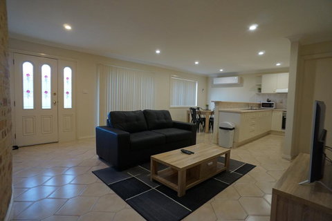 Zig Zag Motel - Accommodation Gold Coast 1