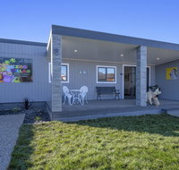 Zoo Villas  Villa Zebra - Central Wynyard - Accommodation Gold Coast