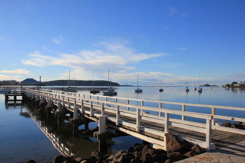 Zorba Waterfront Motel - Gold Coast 4U 1