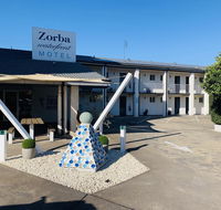 Zorba Waterfront Motel - Gold Coast 4U