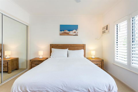 2br Amazing Beach-house - Accommodation Gold Coast 0