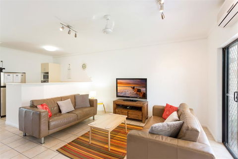 2br Amazing Beach-house - Accommodation Gold Coast 2