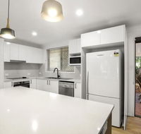 Coongarra Esplanade 41 Lakeshores - Gold Coast 4U