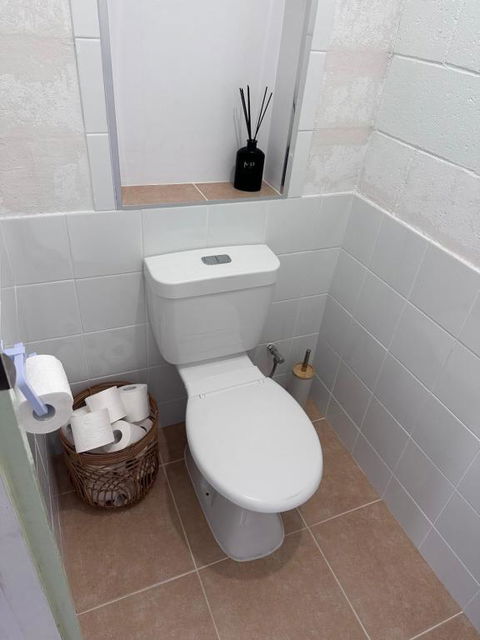 15 Sunrise Drive - Gold Coast 4U 2