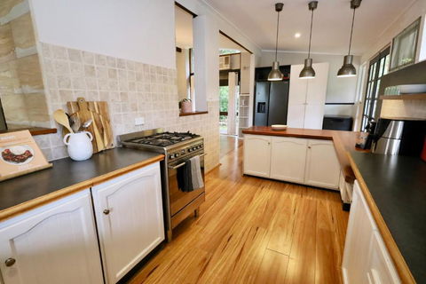 2555 Mahogany Creek Magic Stunning Family Retreat - 1 Gold Coast 3