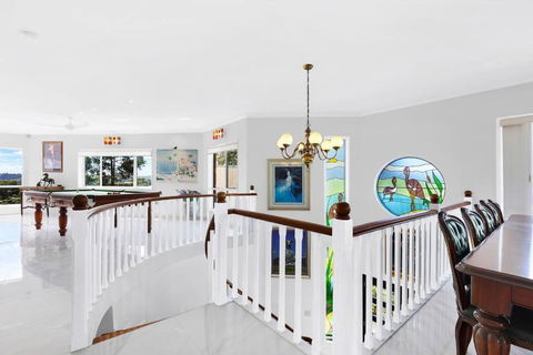 360-Degree View 1BR Luxury Apartment In Elanora - Gold Coast 4U 4