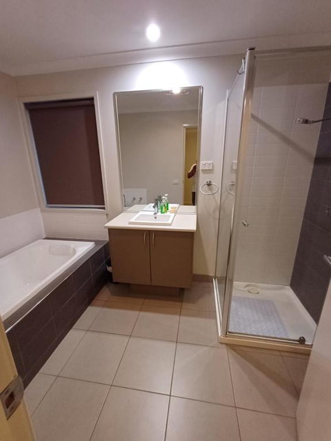 A Beautiful And Spacious Home - Accommodation Gold Coast 4