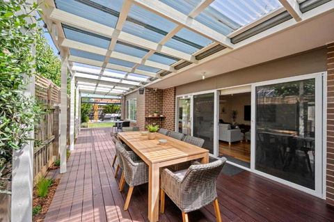 Aerial Beach House 2 - Accommodation Gold Coast 2