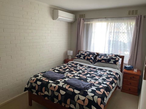 Affordable Inglewood Apartment+Pool - Gold Coast 4U 1
