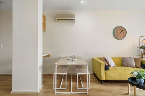 Azalea - Rundle Mall Edge Residence On York - Gold Coast 4U 2