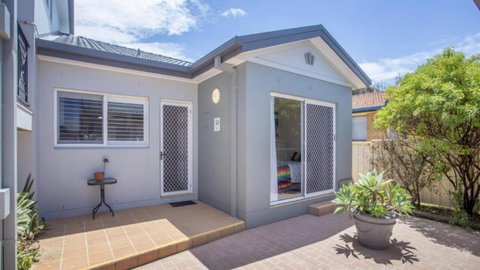 Apartment 30 - The Meridian - 1 Gold Coast 0