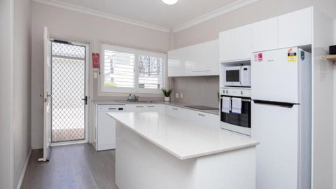 Apartment 30 - The Meridian - 1 Gold Coast 2