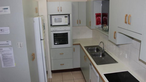 Apartment In Paradise - 1 Gold Coast 2