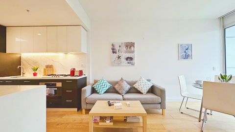 Arden Garden 2B2B1C Apartment By GoodLive - Gold Coast 4U 0