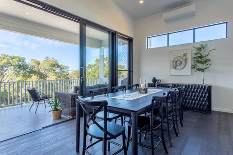 Attunga I Private Properties - Accommodation Gold Coast 1